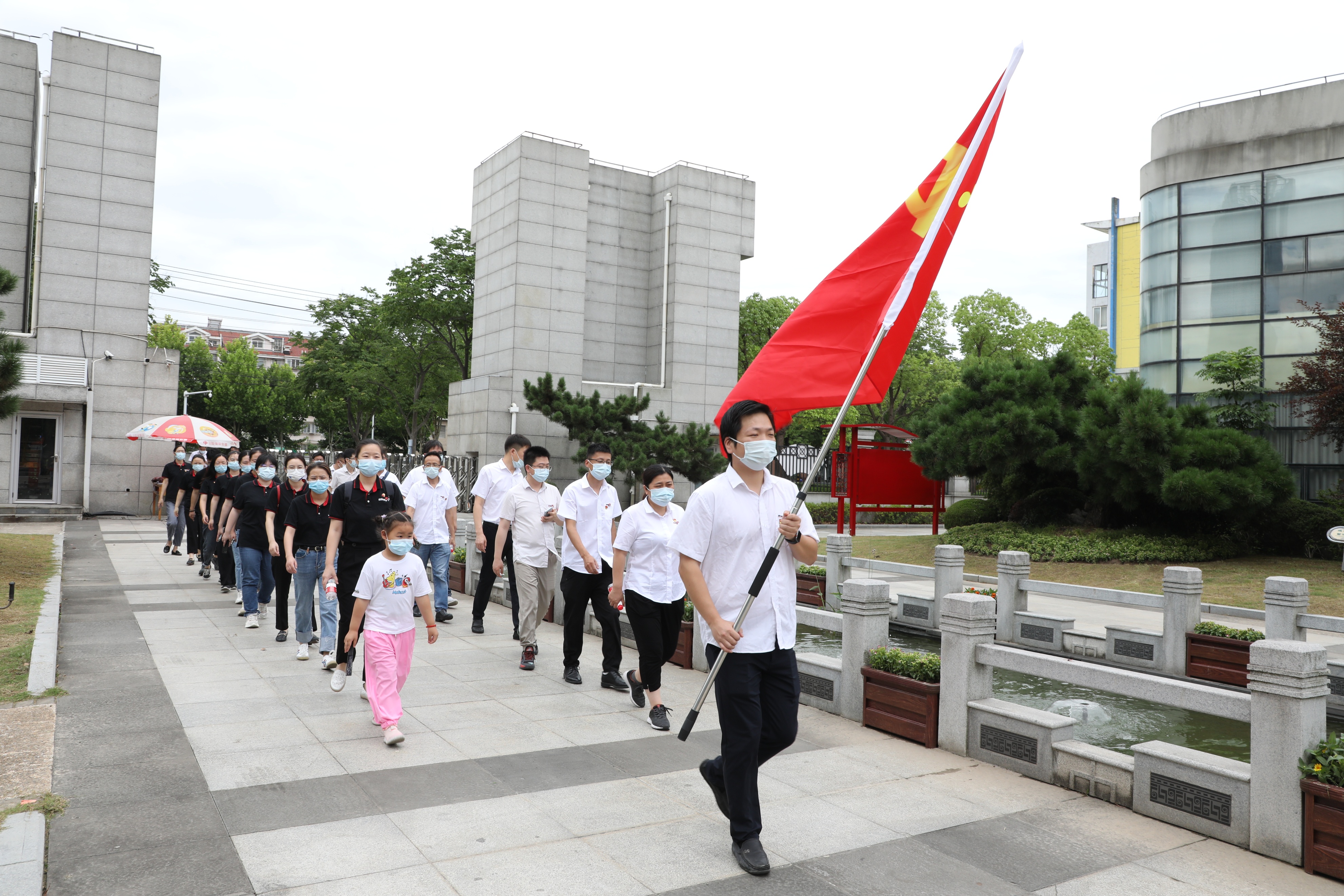 缅怀革命先烈 传承红色基因|开云app官方在线入口-开云(中国)开展庆祝建党101周年纪念活动